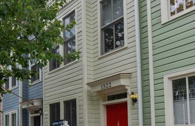 1322 PRINCESS STREET - 1322 Princess Street, Alexandria, VA 22314
