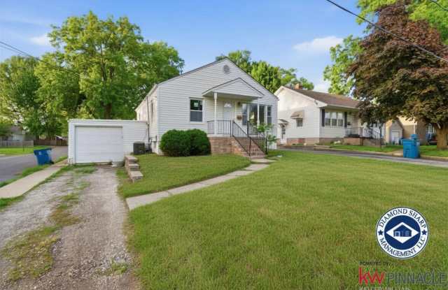 128 Mounds Avenue photos photos