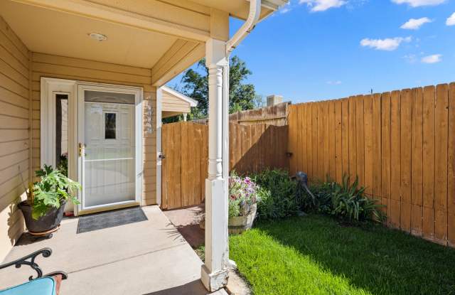 951 Euclid Avenue - 1 Gallery 2
