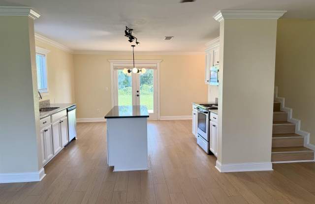 226 Dormont Drive Gallery 3