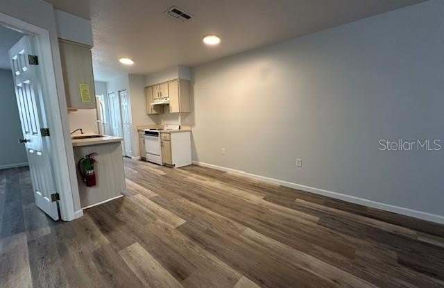 2781 LANDOVER Boulevard Gallery 4