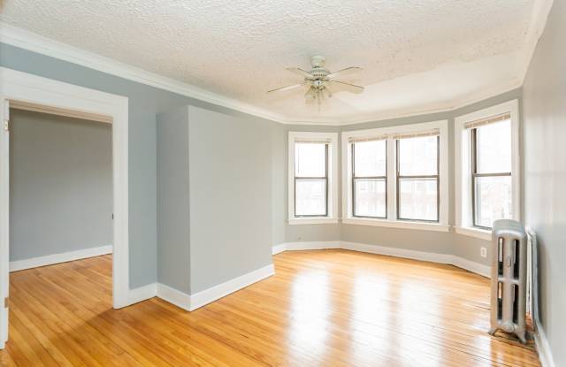 6959 S Paxton Avenue Gallery 2