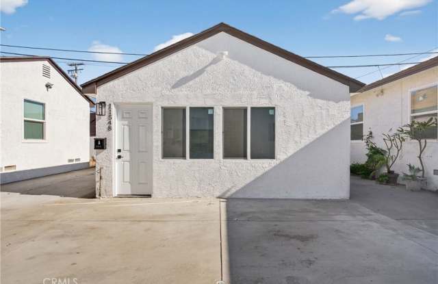 11548 Burke Street photos photos