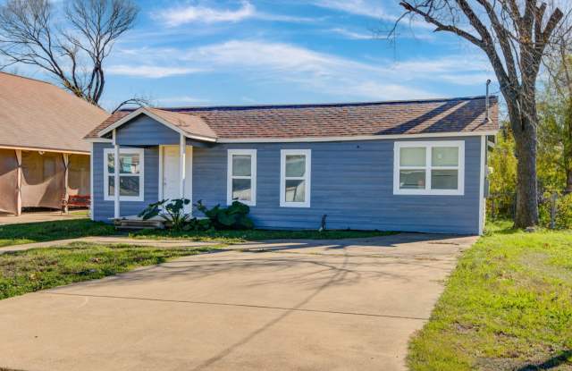 207 East Bernard Street photos photos 207 East Bernard Street photos photos