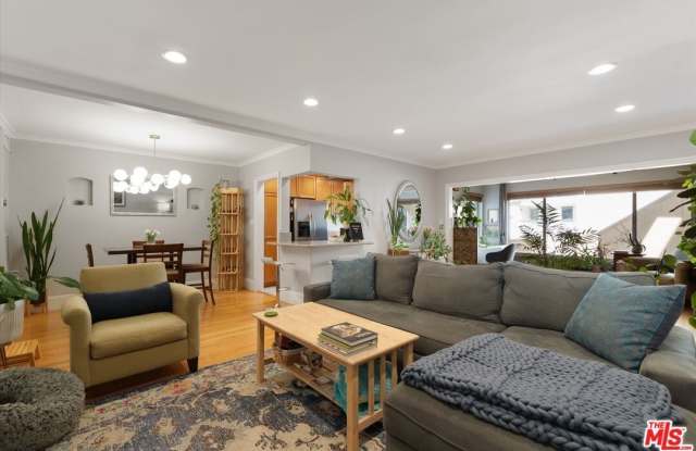 14934 Dickens St photos photos