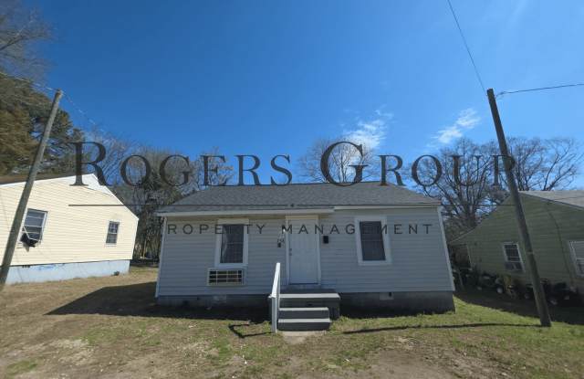 Homes for rent in Henderson NC - 758 David Street - Schedule Showing Online at www.rentnc.net photos photos