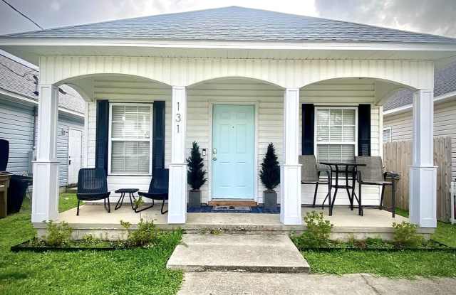 131 South Donelson Street photos photos