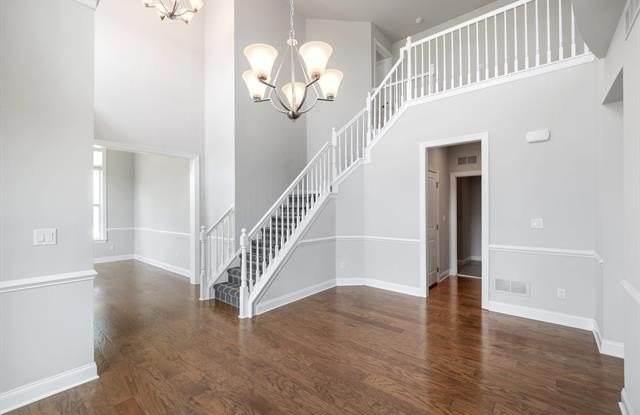 3017 N SPURWAY Drive Gallery 4