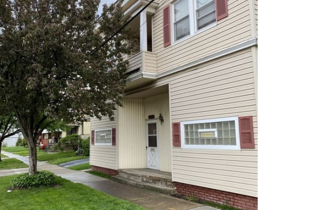 3963 East 42nd Street - 3963 East 42nd Street, Newburgh Heights, OH 44105