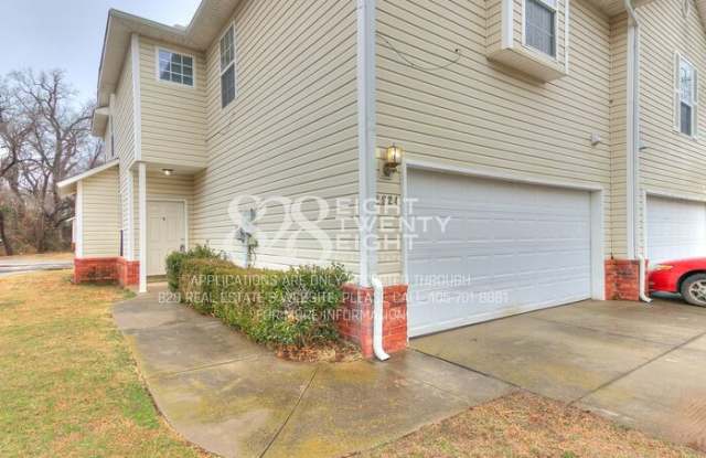2926 Oak Tree Avenue Gallery 2