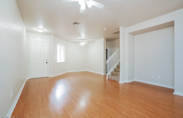 9656 Roundstone Circle Gallery 3