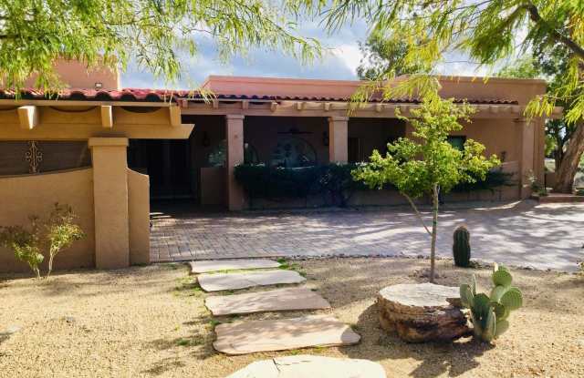1250 E INDIAN BASKET Lane - 1250 Indian Basket Ln, Carefree, AZ 85377
