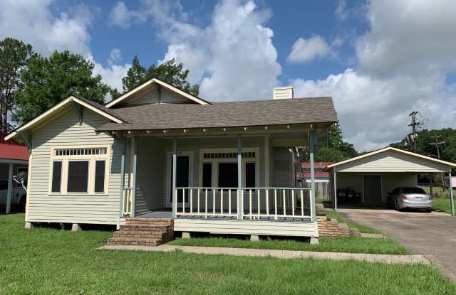 3 Bedroom Home off of Gloria Switch photos photos