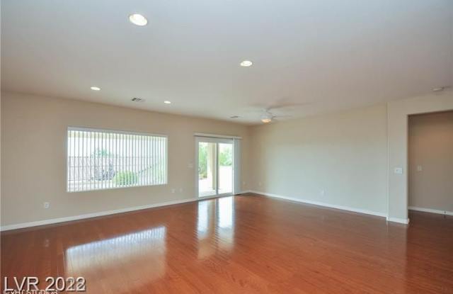 2568 Black River Falls Drive Gallery 4