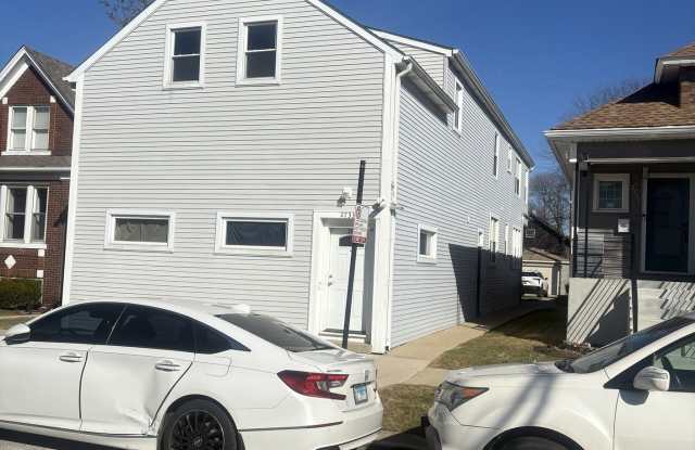 2733 N Marmora Avenue unit: 2W photos photos