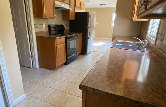 2 Bedroom Home in Mishawaka with Central Air Conditioning! Gallery 4
