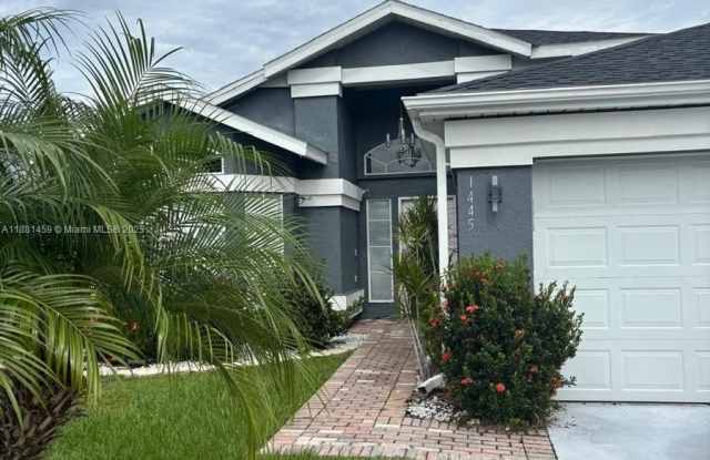 1445 AVLEIGH CIR photos photos