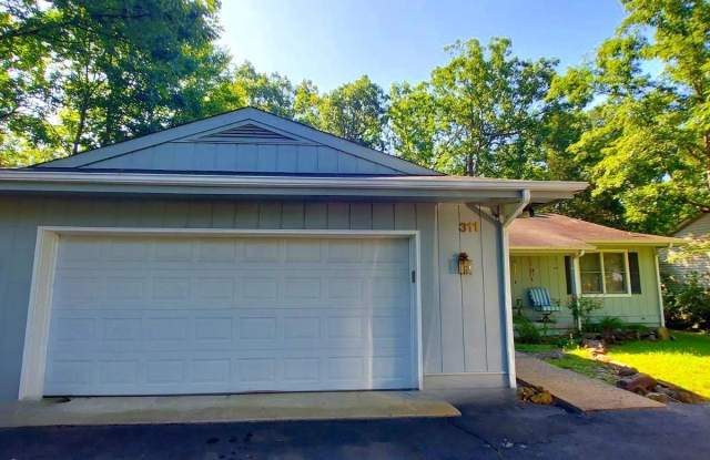 311 YORKTOWN BOULEVARD photos photos