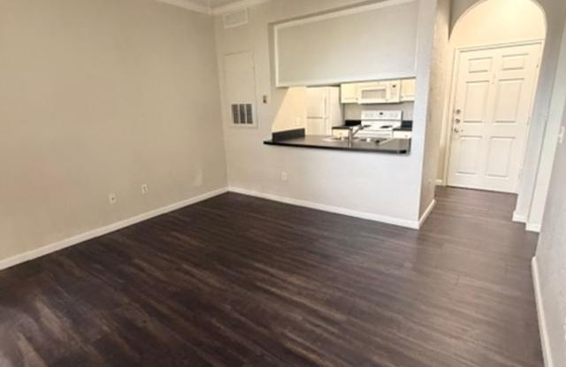 1 Bedroom Condo in Downtown Free Water, Sewer, Trash and Pest Control! No Hidden Fees! photos photos 1 Bedroom Condo in Downtown Free Water, Sewer, Trash and Pest Control! No Hidden Fees! photos photos
