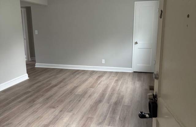 Spacious 2-Bedroom Apartment in Prime Winston-Salem Location photos photos