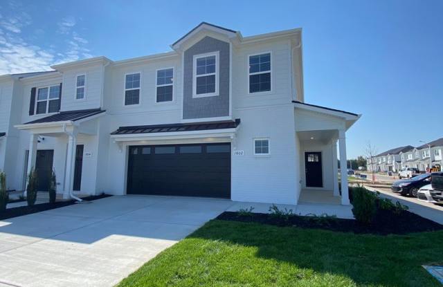 Like New Luxury Townhome! 3 BR, 2.5 BA, 2 Car Garage, Pool, Dog Park, and More! Gallery 3
