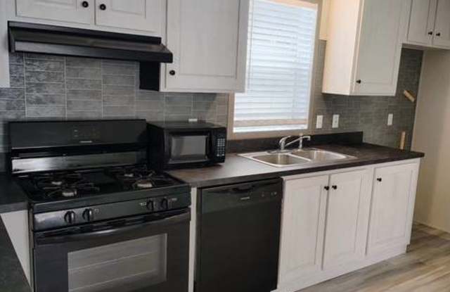 1800 East Jordan Road photos photos