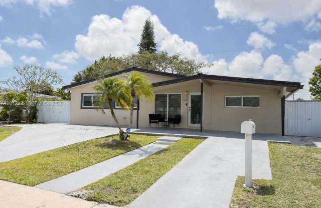 11950 SW 187th Ter photos photos