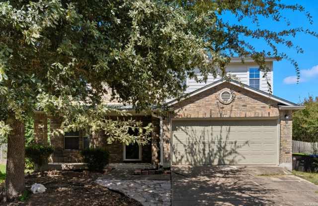 7527 Escada Crest photos photos