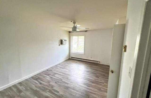 55 Amberly Drive Gallery 1