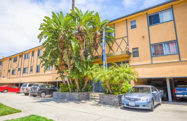 334 S. Hobart Blvd. photos photos