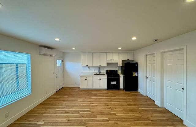 Large & Newly Constructed 1 bed 1 Bath Apartment for Rent In Los Alamitos! photos photos