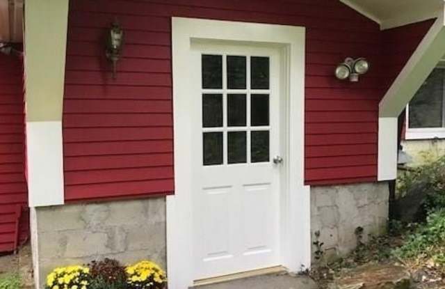 111 Redding Road Gallery 2