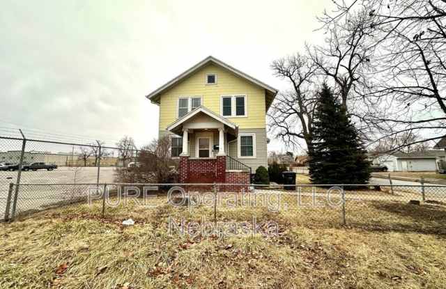 4201 N 22nd St photos photos