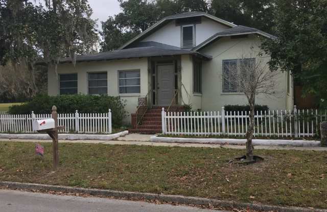 NOT AVAILABLE FOR SHOWING UNTIL MID MAY Home with Beautiful Tuscawilla Park as your yard. photos photos