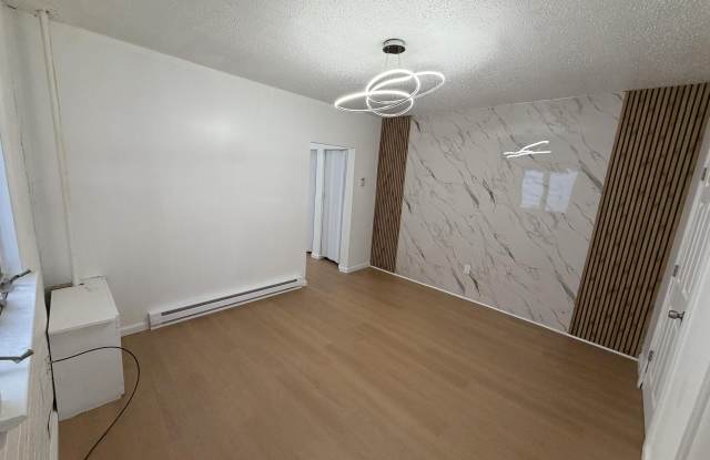 58 N Landon Avenue Gallery 1