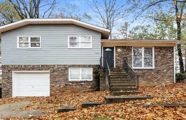 1032 Medina Dr photos photos