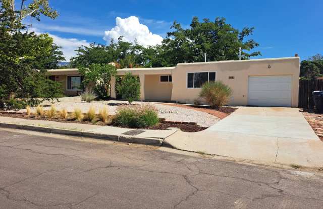 3 BED 2 BATH SINGLE FAMILY HOME IN *CONVENIENTLY* LOCATED ALBUQUERQUE NEIGHBORHOOD! photos photos 3 BED 2 BATH SINGLE FAMILY HOME IN *CONVENIENTLY* LOCATED ALBUQUERQUE NEIGHBORHOOD! photos photos