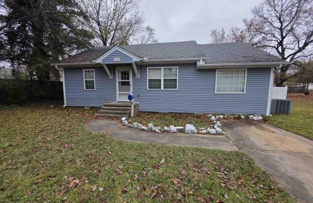 804 Harpole Street photos photos