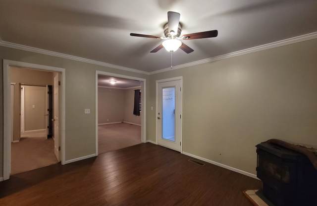 Charming 3 bedroom 2 bath photos photos