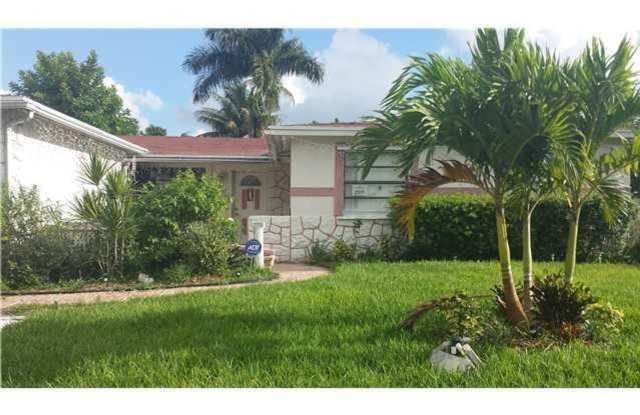 4217 NW 25 Place Gallery 2