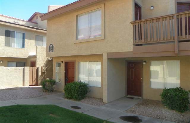 3 Bedroom Townhome - Small Private Patio- Glendale photos photos
