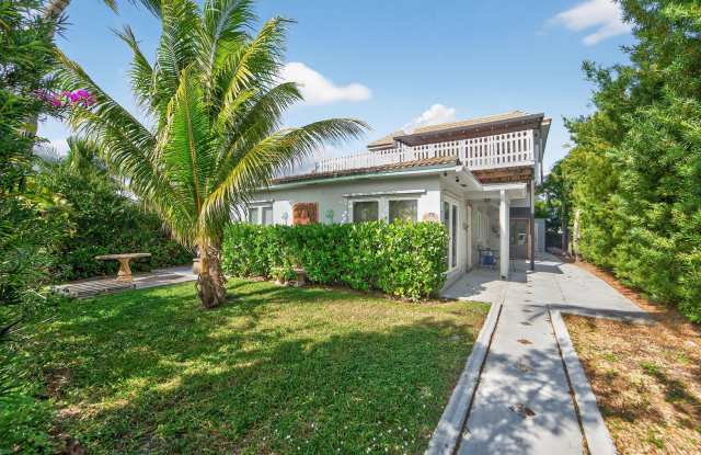 300 E 24th Street photos photos