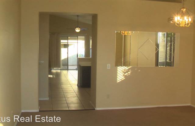 3292 W Ross Dr. Gallery 4