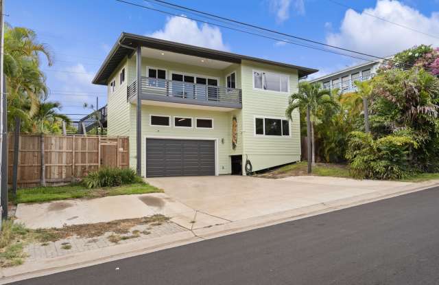2755 Panepoo Street photos photos
