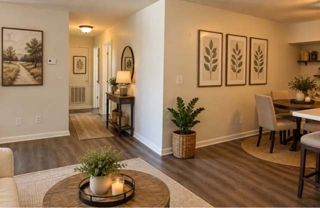 6408 Starbrook Drive UNIT 1 Gallery 3