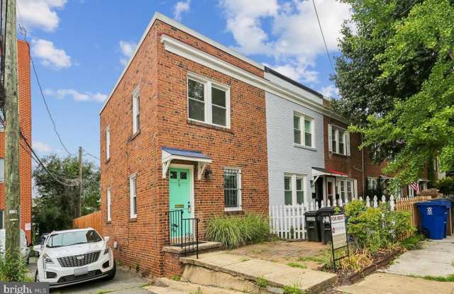 108 BAGGETT Place photos photos