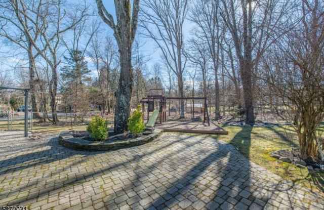 29 LEGION RD Gallery 4
