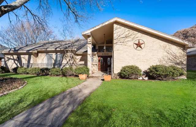 2709 Glenhaven Drive Gallery 2