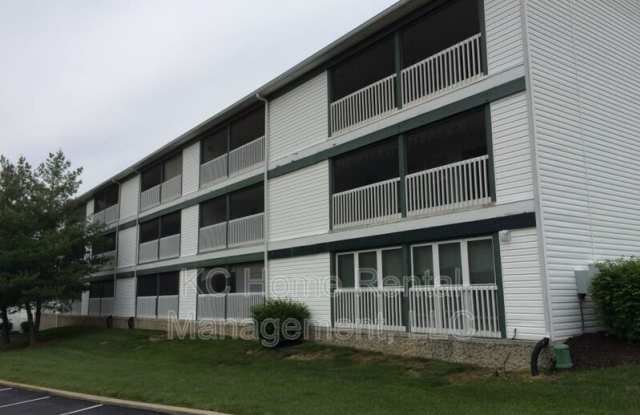 6976 N Olive St - 6976 North Olive Street, Gladstone, MO 64118