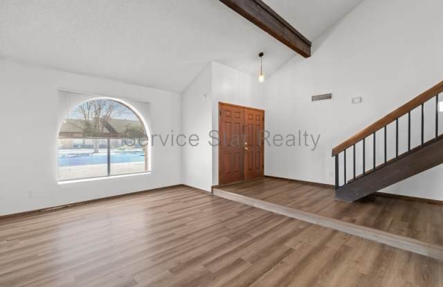 6142 W Sierra St Gallery 4
